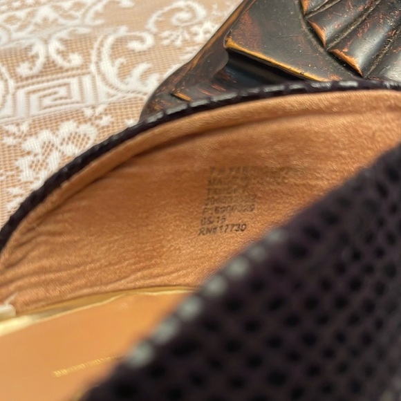 Mossimo Supply Co Black and Gold Heels with Pointed Toe Design - Picture 12 of 14